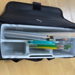 小学校　絵の具と算数ボックスの画像