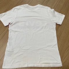 Levi's Mサイズ　白ロゴTシャツの画像