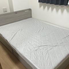 ダブルベッド用マットレス
