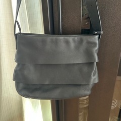 ニナリッチ　ショルダーバッグの画像