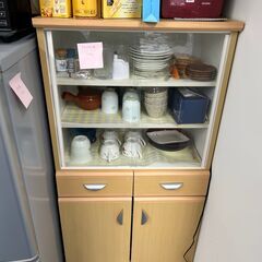 　値下げ　小さな食器棚の販売