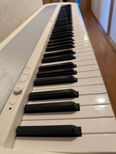 【美品】電子ピアノKORG  B 1 WH