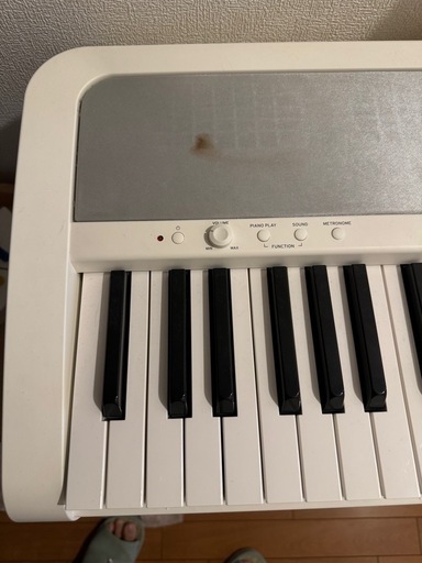 【美品】電子ピアノKORG  B 1 WH 