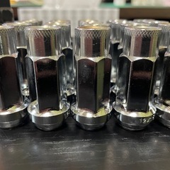 ⭐️ホイールナット（ソケット付き）の画像