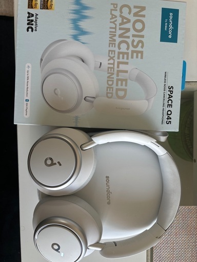 ヘッドフォン soundcore space q45