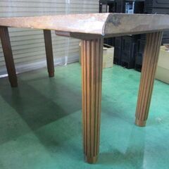 無料！　大型テーブルの画像