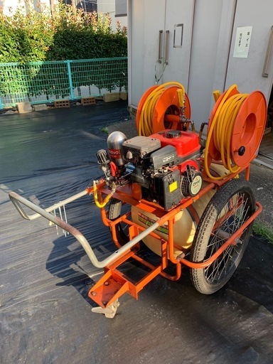 【エンジン一発始動‼️】【値段交渉可】 【定価¥689,700】【丸山製作所 大型噴霧器 クリーンスプレーヤー 50mホースx2  95リットルタンク】