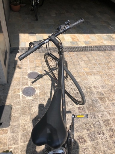 ロードバイク　軽くて快適　女性から大人まで乗れるサイズです