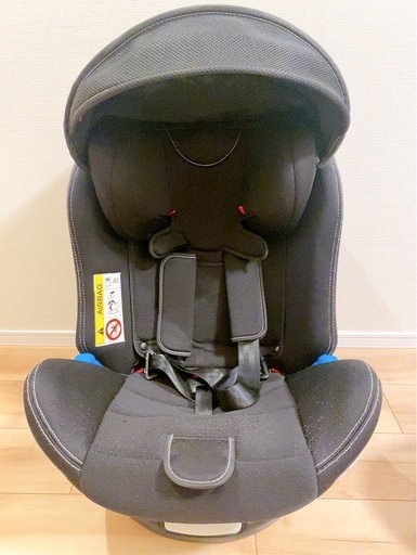 リーマンチャイルドシート　ISOFIX・ベルト固定式　新生児〜11歳（36kg以下まで）