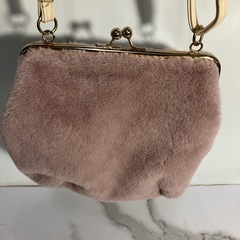 ☆値下げ☆K2409-347 がま口 ミニポーチ フェイクファー ピンク 中古美品の画像