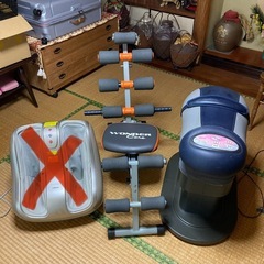 乗馬マシン、腹筋マシンなどまとめて