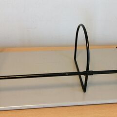 本立て　可動式　ブックエンド　ブックスタンド　の画像