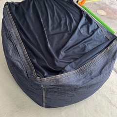 無印　体にフィットするソファ　人をダメにするソファ　デニムの画像