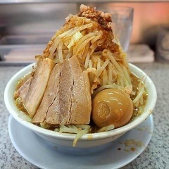 二郎ラーメン食べたい人集合🍜