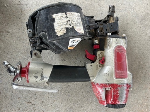 最終値下げ　MAX 釘打ち機 CN550