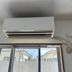 10月中旬引き渡し18畳用エアコン差し上げます。