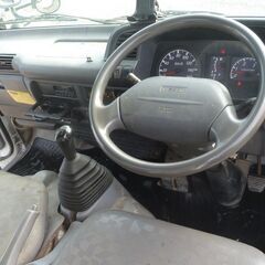 H.16年 日産 アトラス 4.8 ダンプ フルスーパーロー ディーゼル 2tスムーサー5MT ホワイト　ETC　 ABS　エアバック　車検R6/11　　16963 　の画像