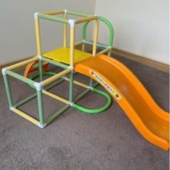 アンパンマン　ジャングルジム滑り台