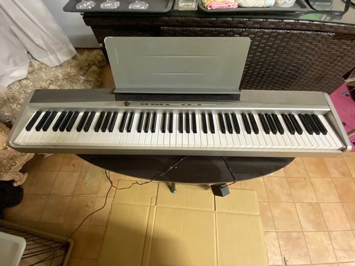 キーボードピアノ