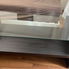 ガラステーブル