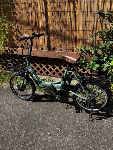 折りたたみ式　電動アシスト自転車　パンクレス