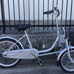 ＜超美品車＞ブリヂストン・ミンナ三輪自転車・シルバー・鍵付きの画像