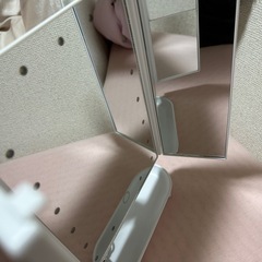 ニトリ　鏡（ライト付き）の画像
