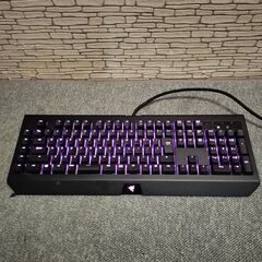RAZER BLACKWIDOW CHROMA V2 ゲーミングキーボードの画像