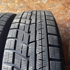 極上タイヤ　YOKOHAMA ヨコハマ　IG60 215/65R16 スタッドレス　タイヤ　2022年製　16インチの画像