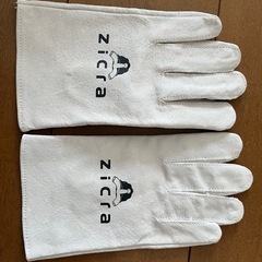 ジクラ　zicra 爬虫類　手袋　グローブ　猛禽類　ハリネズミ