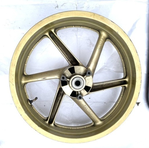 89年式NSR250R（MC18）用 純正リア用マグテックホイールです