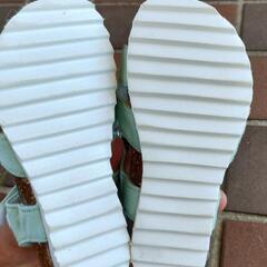 セダークレスト 子ども用のサンダルの画像