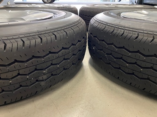 ハイエース トヨタ　スチールホイール 6H エコピア　新車外し　24年2週　ホイールキャップ付き