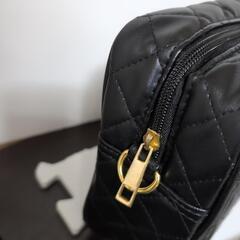 新品未使用 ショルダーバッグ（キティ）: 受け取りに来れる方お待ちしております。の画像