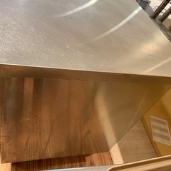 収納付き作業台の画像