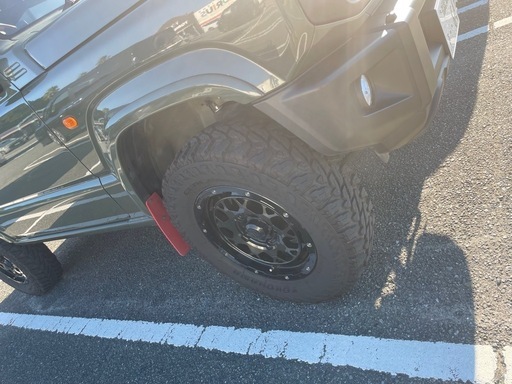 ジムニー　タイヤホールセット