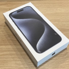 iPhone15Proの箱と付属品
