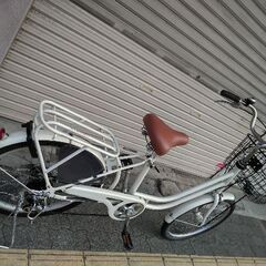22吋 小径ファミリーサイクル 外装6段/LEDオート/クリームの画像