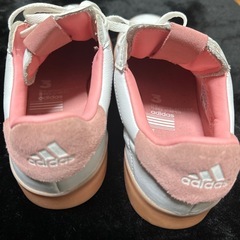 ゴルフシューズadidasレディース　23の画像