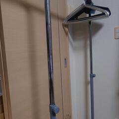 ハンガーラックの画像