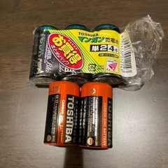 【新品】単２　乾電池　（新品３本、まだまだ使える２本）の画像