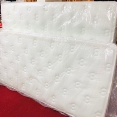 ホルムアルデヒドなどを含まない認証の安心品質　のダブルベッド。新品未使用の画像