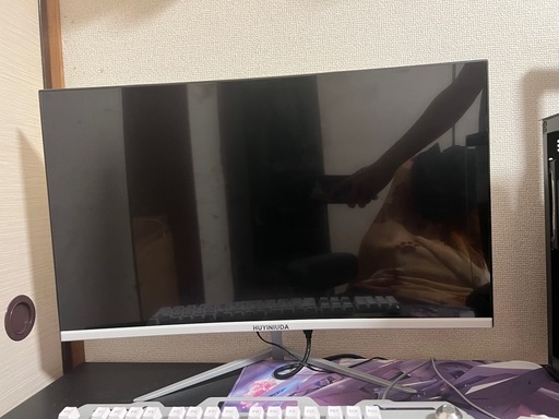 パソコンモニター