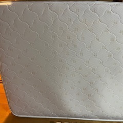 ニトリ　ポケットコイルマットレス　セミダブル　すのこ付きの画像