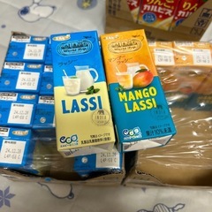 ラッシー　マンゴーラッシー　1本のお値段です