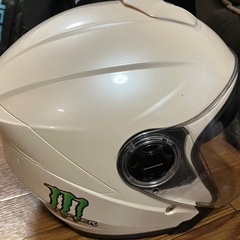 ヘルメット
の画像