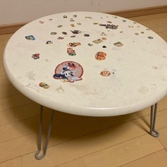 テーブル
