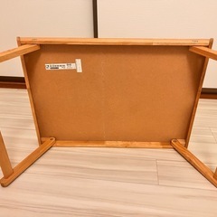 IKEA ベッドトレイ　ミニテーブルの画像