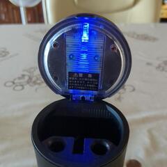 車載用灰皿の画像