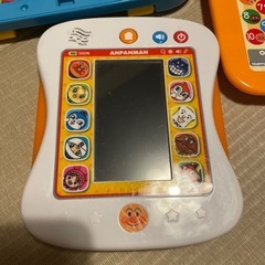 アンパンマンカラーパッド　トーマス　ひらがなの画像